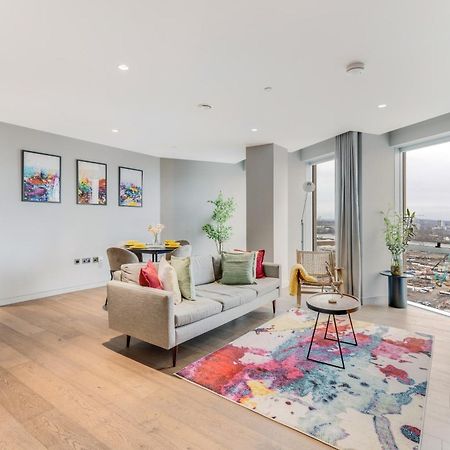 Shyroyale Apartment Лондон Екстериор снимка