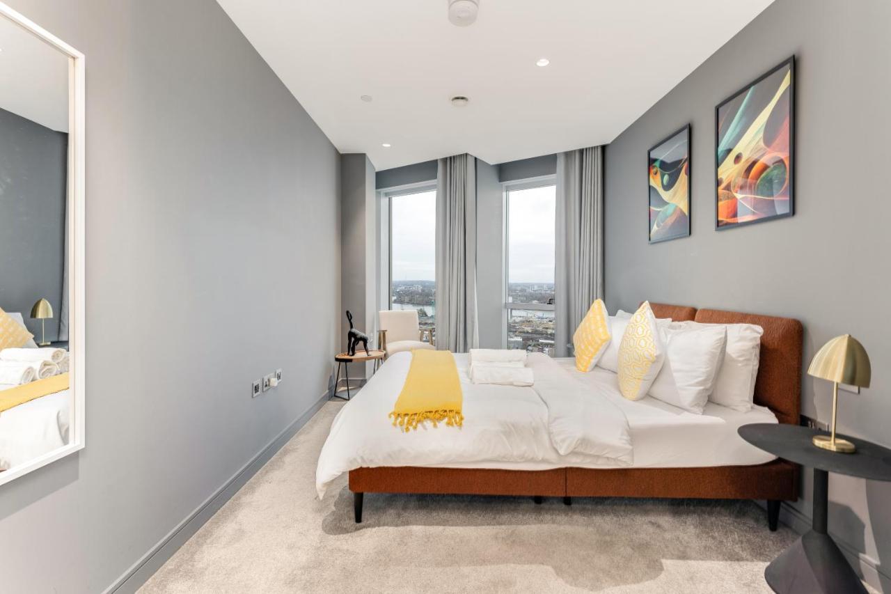 Shyroyale Apartment Лондон Екстериор снимка