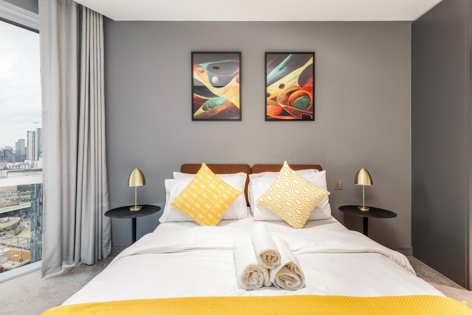 Shyroyale Apartment Лондон Екстериор снимка